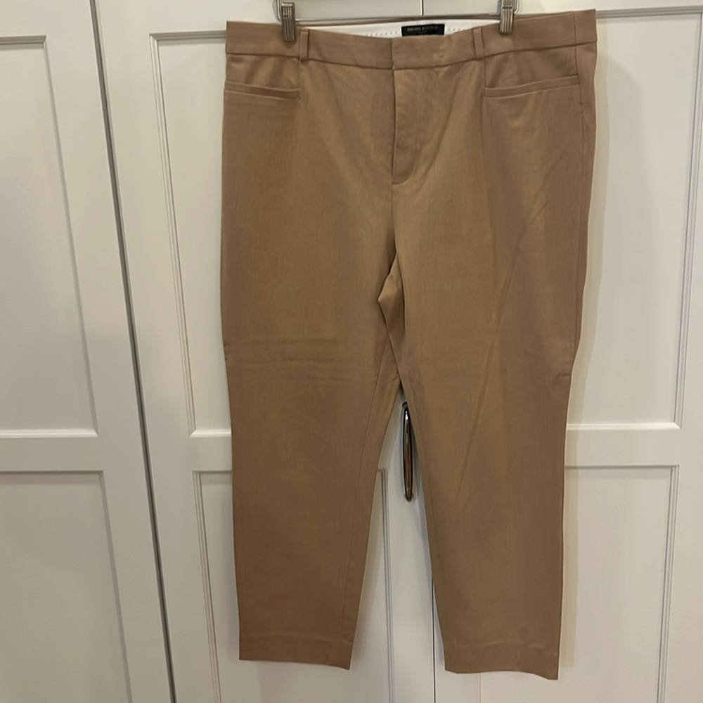 Banana Republic Khaki Sloan Trousers. Women Size 18. Ankle length.
